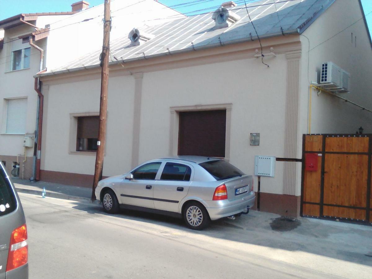 Casa Transilvania Oradea Ngoại thất bức ảnh